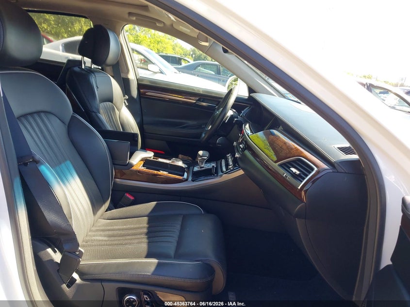 2018 Genesis G90 VIN KMHG54JH3JU045161 IAAI salvage auction — FRONT END, Salvage Title, sold $9,350 on 2026-08-17 (photo 5)