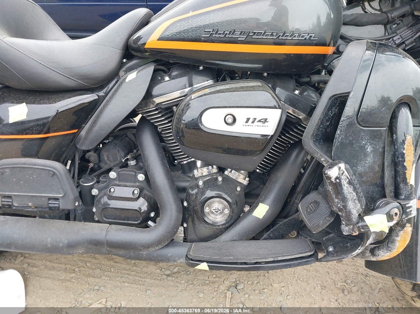 2022 Harley-davidson Electra glide VIN 1HD1KEF12NB674107 IAAI salvage auction — LEFT & RIGHT, Salvage (Tennessee), sold $8,700 on 2026-07-15 (photo 8)