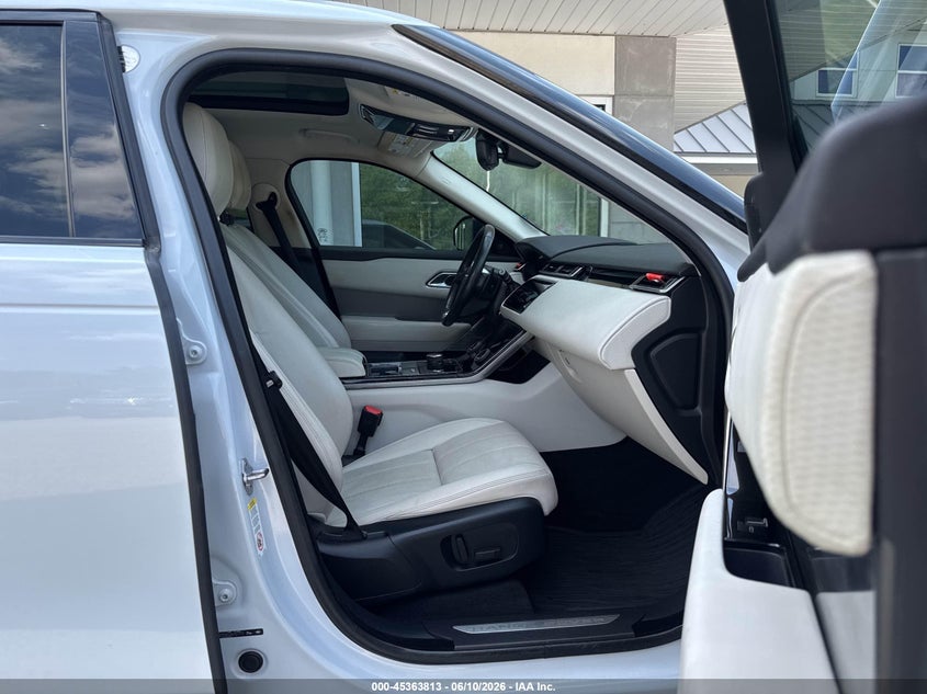 2018 Land rover Rangerover VIN SALYB2RX0JA747711 IAAI salvage auction — NORMAL WEAR, Clear (Virginia), sold $12,125 on 2026-07-08 (photo 5)