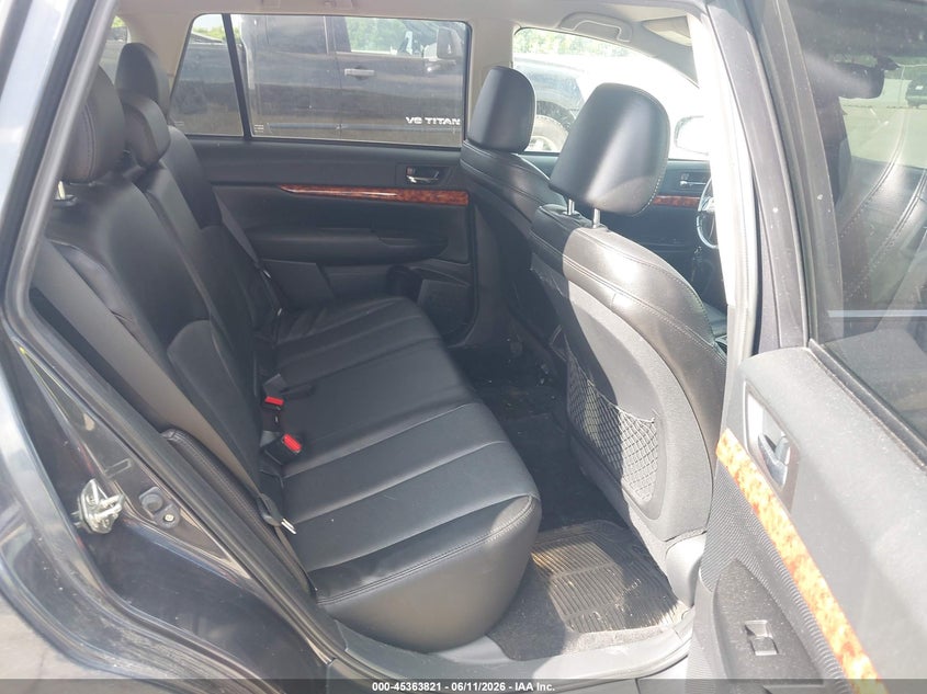 2011 Subaru Outback VIN 4S4BRBJC4B3381917 IAAI salvage auction — NORMAL WEAR, Original (Texas), sold $725 on 2026-07-17 (photo 8)