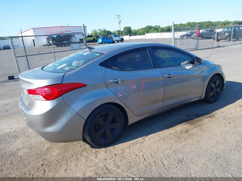 2012 Hyundai Elantra VIN KMHDH4AE7CU233930 IAAI salvage auction — NORMAL WEAR, Clear (Virginia), sold $300 on 2026-07-28 (photo 4)