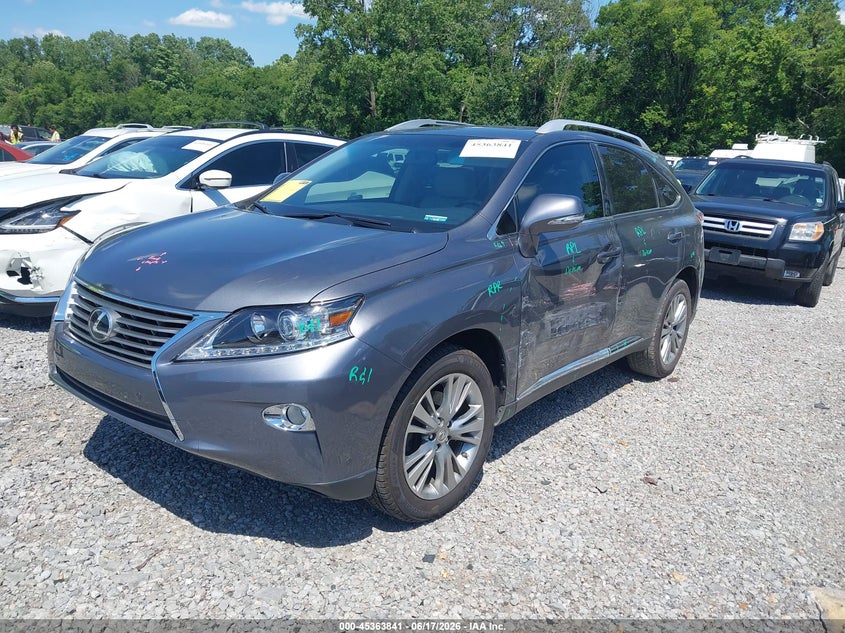 2013 Lexus VIN 2T2ZK1BAXDC102863 IAAI salvage auction — SIDE, Salvage (Tennessee), sold $6,600 on 2026-07-05 (photo 2)