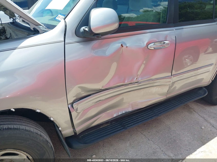 2003 Toyota Sequoia VIN 5TDZT34A43S187506 IAAI salvage auction — NORMAL WEAR, Original (Texas), sold $800 on 2026-07-13 (photo 6)