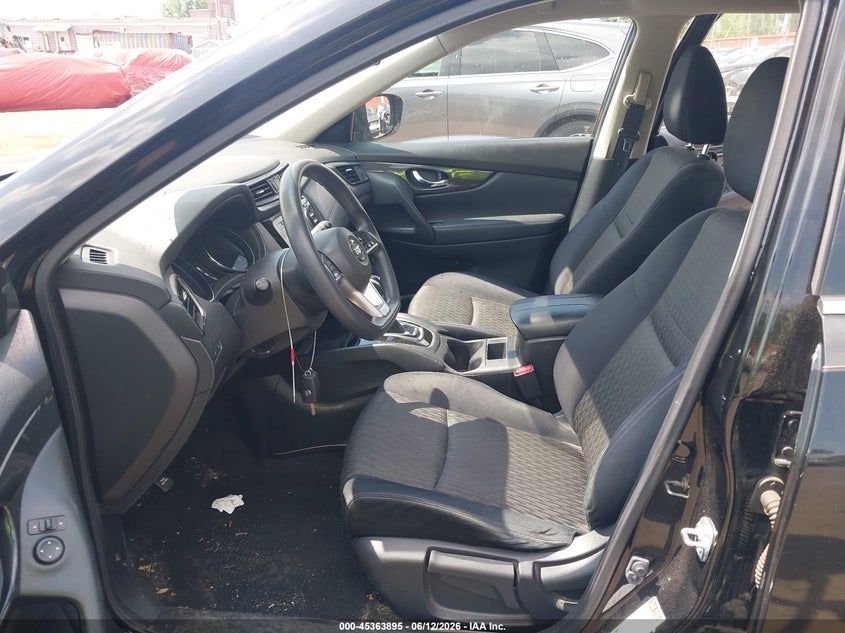 2017 Nissan Rogue VIN JN8AT2MV6HW279660 IAAI salvage auction — RIGHT SIDE, Salvage (Idaho), sold $1,150 on 2026-07-08 (photo 5)