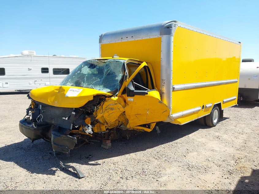 2021 Gmc Savana VIN 7GZ37TC78MN007602 IAAI salvage auction — LEFT FRONT, Non-Repairable (Arizona), sold $1,600 on 2026-07-28 (photo 2)