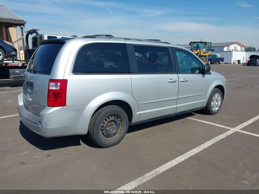 2010 Dodge Grand caravan VIN 2D4RN4DE4AR160852 IAAI salvage auction — LEFT FRONT, Enterprise Vehicles Clear Only (Oregon), sold $100 on 2026-07-08 (photo 4)