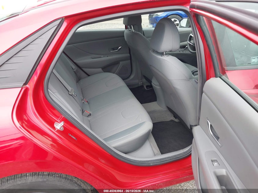 2021 Hyundai Elantra VIN 5NPLL4AG4MH049279 IAAI salvage auction — NORMAL WEAR, Sf97 (Maryland), sold $525 on 2026-07-21 (photo 8)