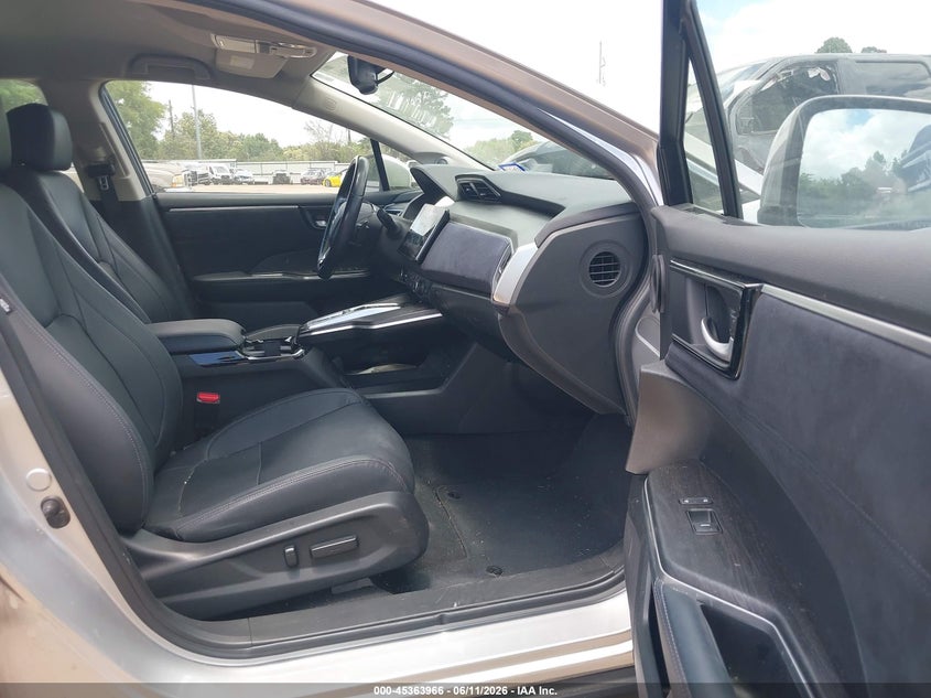 2018 Honda VIN JHMZC5F34JC009747 IAAI salvage auction — FRONT END, Original (Texas), sold $4,050 on 2026-07-23 (photo 5)