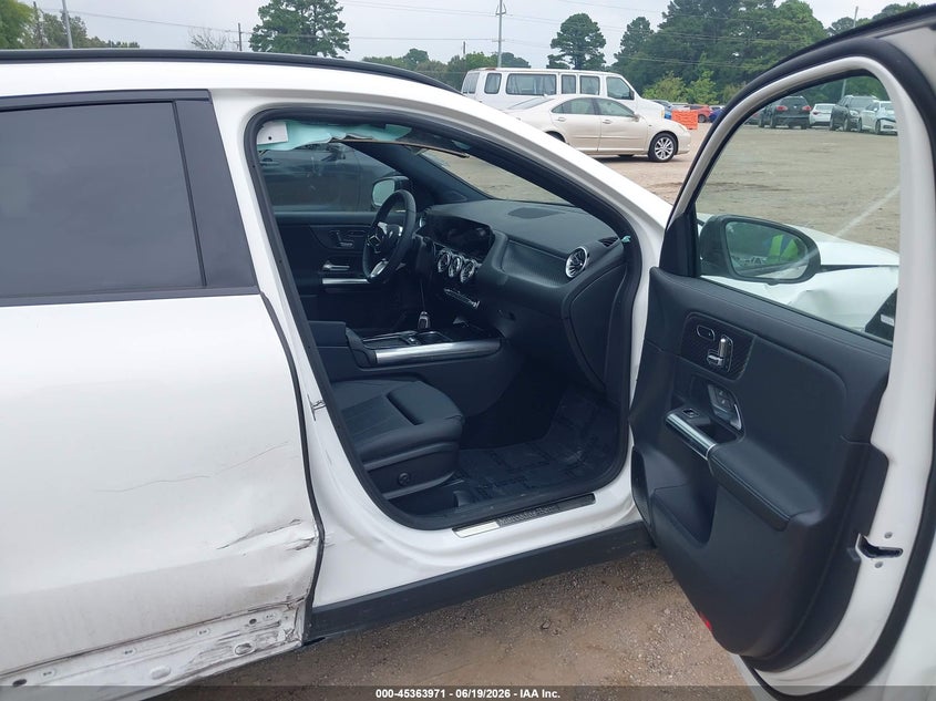 2026 Mercedes-benz Gla-klasse VIN W1N4N4GB3TJ827984 IAAI salvage auction — RIGHT FRONT, Salvage Title, sold $5,700 on 2026-07-29 (photo 5)