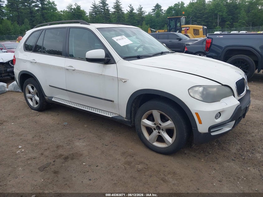 2008 BMW X5 VIN 5UXFE43548L022330 IAAI salvage auction — FRONT END, Clear (Massachusetts), sold $425 on 2026-07-18 (photo 1)