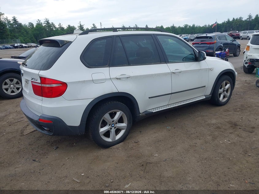 2008 BMW X5 VIN 5UXFE43548L022330 IAAI salvage auction — FRONT END, Clear (Massachusetts), sold $425 on 2026-07-18 (photo 4)