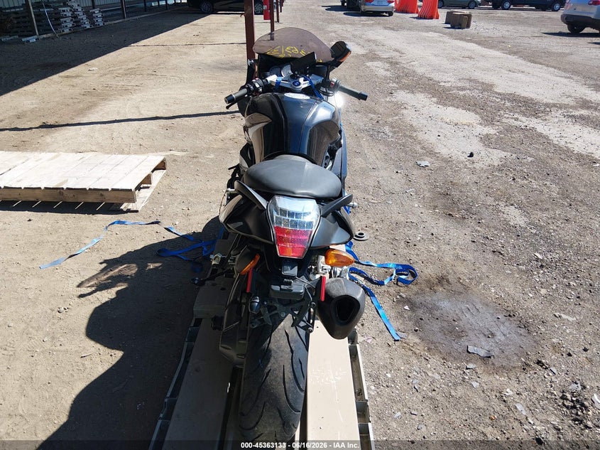 2014 BMW K 1300 VIN WB1050907EZV95143 IAAI salvage auction — LEFT FRONT, Salvage (Ohio), sold $2,150 on 2026-07-15 (photo 6)