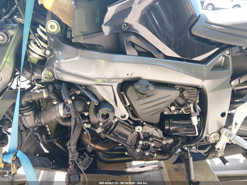 2014 BMW K 1300 VIN WB1050907EZV95143 IAAI salvage auction — LEFT FRONT, Salvage (Ohio), sold $2,150 on 2026-07-15 (photo 9)