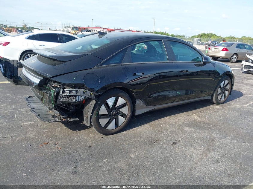 2025 Hyundai Ioniq 6 VIN KMHM24AA2SA093106 IAAI salvage auction — REAR END, Salvage Title, sold $7,300 on 2026-08-02 (photo 4)
