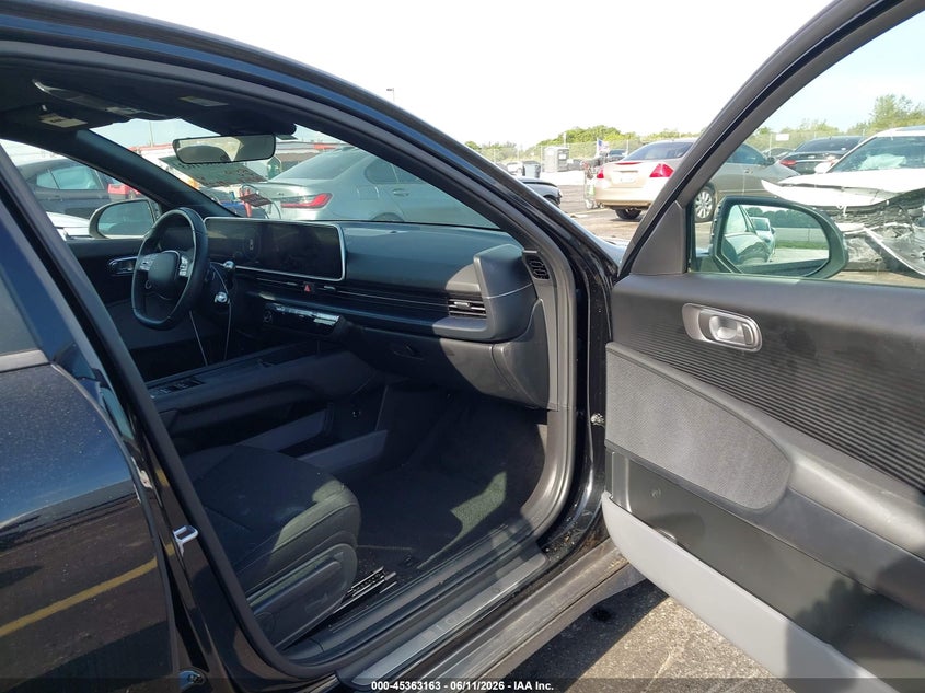 2025 Hyundai Ioniq 6 VIN KMHM24AA2SA093106 IAAI salvage auction — REAR END, Salvage Title, sold $7,300 on 2026-08-02 (photo 5)
