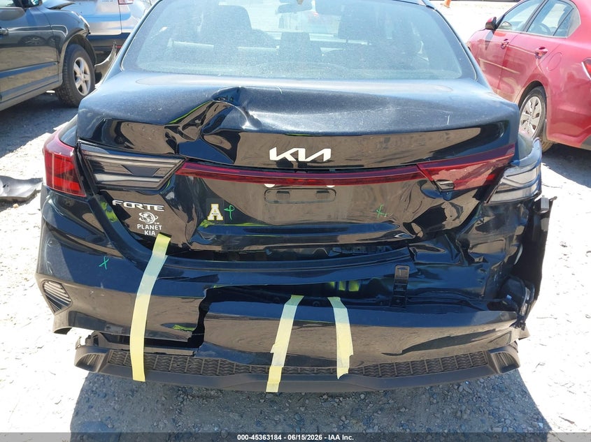 2024 Kia Forte VIN 3KPF24AD4RE752639 IAAI salvage auction — REAR END, Salvage Title, sold $3,800 on 2026-07-27 (photo 6)