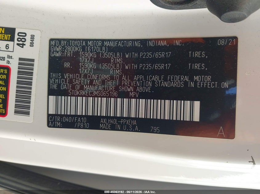 2021 Toyota Sienna VIN 5TDKRKEC3MS065196 IAAI salvage auction — RIGHT SIDE, Salvage Title, sold $7,900 on 2026-07-30 (photo 9)