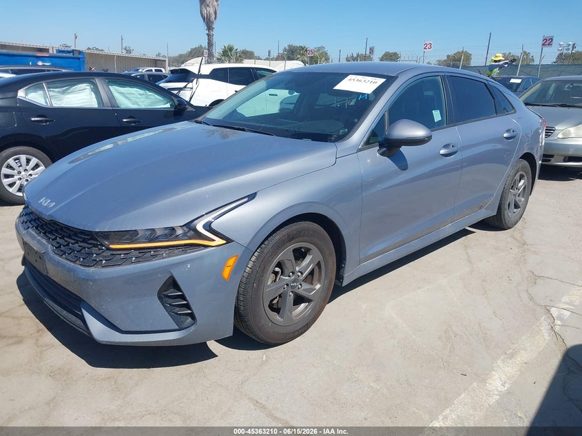 2022 Kia K5 VIN 5XXG24J24NG150022 IAAI salvage auction — LEFT REAR, Salvage Title, sold $3,400 on 2026-08-02 (photo 2)