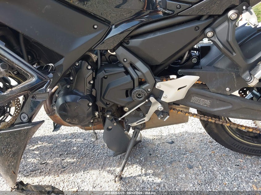 2024 Kawasaki Ninja VIN ML5EXEP14RDAC6869 IAAI salvage auction — FRONT END, Salvage (Mississippi), sold $900 on 2026-07-28 (photo 9)