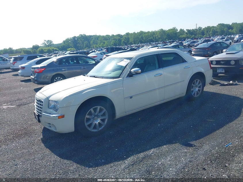 2008 Chrysler 300c VIN 2C3KA63HX8H131944 IAAI salvage auction — NORMAL WEAR, Clear (Delaware), sold $600 on 2026-07-06 (photo 2)
