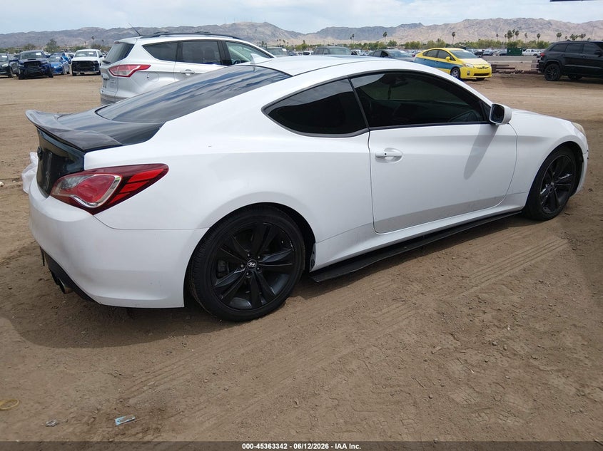 2013 Hyundai Genesis VIN KMHHT6KD7DU110633 IAAI salvage auction — NORMAL WEAR, Clear-Dealer Only (Arizona), sold $375 on 2026-07-21 (photo 4)