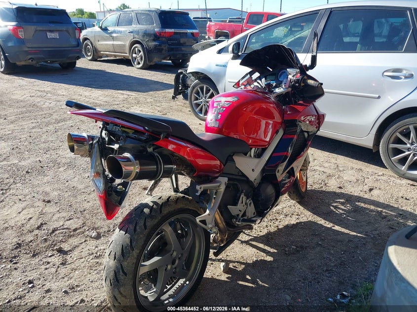 2007 Honda Vfr800 VIN JH2RC46407M900102 IAAI salvage auction — LEFT SIDE, Certificate Of Title (Nebraska), sold $375 on 2026-07-15 (photo 4)
