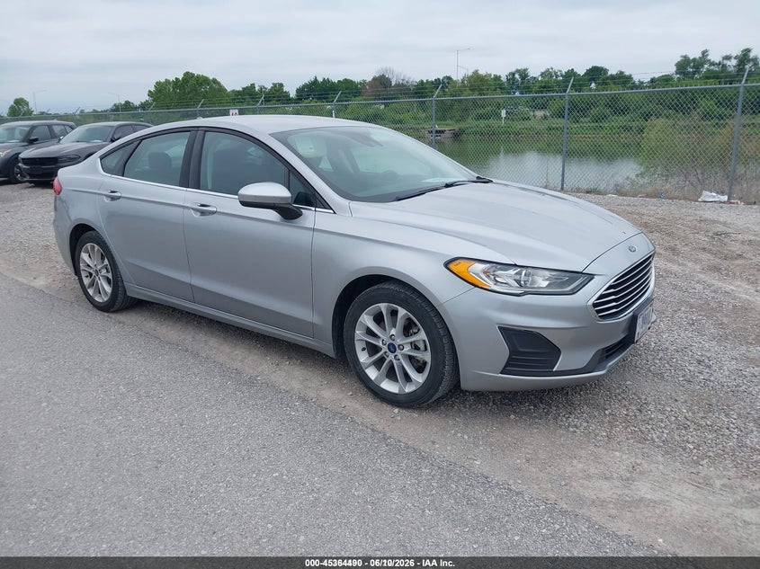 2020 Ford Fusion VIN 3FA6P0LU8LR197028 IAAI salvage auction — NORMAL WEAR, SF97 (Illinois), sold $10,800 on 2026-07-09 (photo 1)