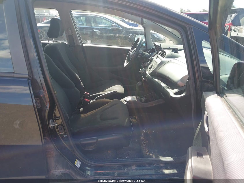 2010 Honda Fit VIN JHMGE8H44AC022670 IAAI salvage auction — NORMAL WEAR, Clear (New York), sold $1,075 on 2026-07-09 (photo 5)