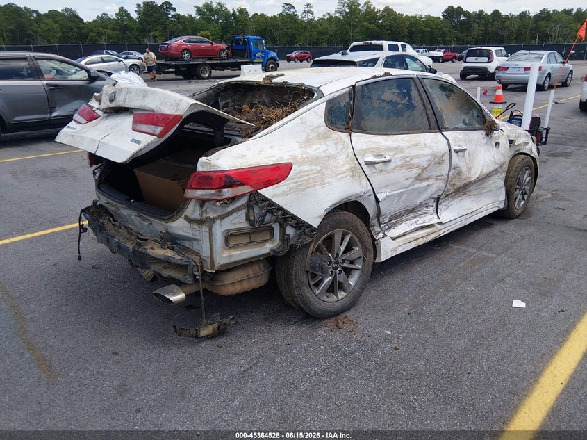 2018 Kia Optima VIN 5XXGT4L15JG178777 IAAI salvage auction — RIGHT SIDE, Salvage (South Carolina), sold $550 on 2026-07-08 (photo 4)