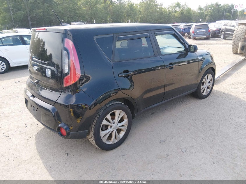 2016 Kia Soul VIN KNDJP3A55G7316622 IAAI salvage auction — NORMAL WEAR, Original (New Hampshire), sold $500 on 2026-07-22 (photo 4)