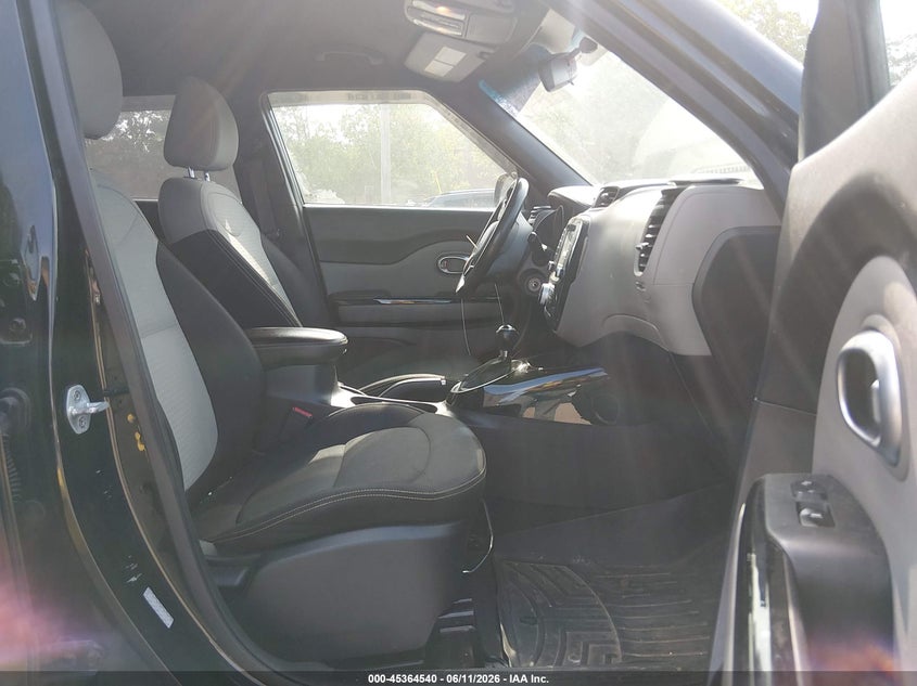 2016 Kia Soul VIN KNDJP3A55G7316622 IAAI salvage auction — NORMAL WEAR, Original (New Hampshire), sold $500 on 2026-07-22 (photo 5)