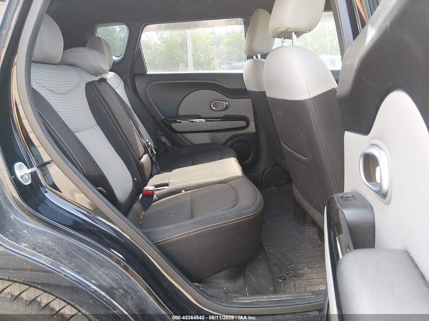2016 Kia Soul VIN KNDJP3A55G7316622 IAAI salvage auction — NORMAL WEAR, Original (New Hampshire), sold $500 on 2026-07-22 (photo 8)