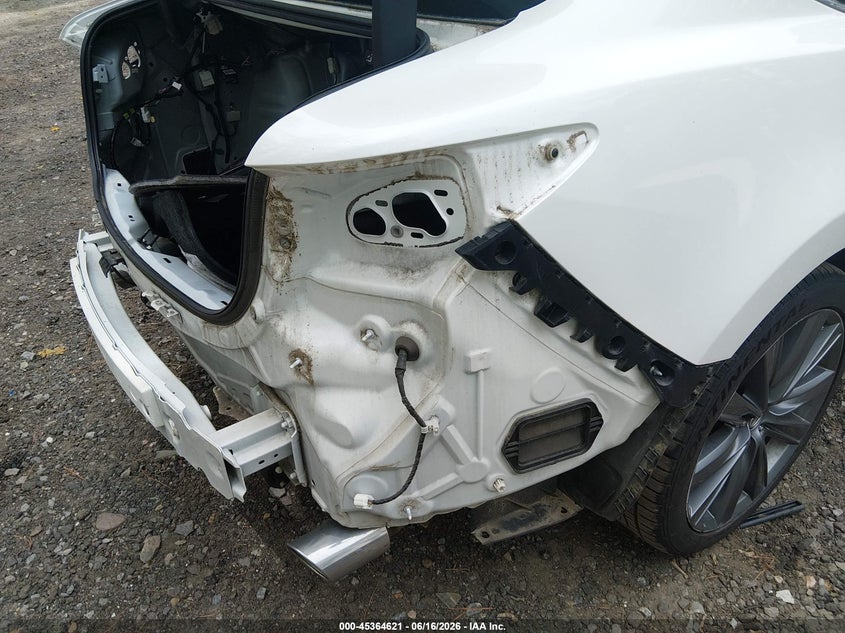 2018 Mazda 6 VIN JM1GL1VM5J1328047 IAAI salvage auction — REAR END, Salvage Title, sold $2,700 on 2026-07-28 (photo 6)