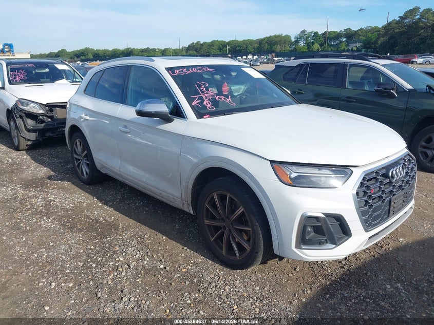 2021 Audi Sq5 VIN WA1B4AFY4M2025424 IAAI salvage auction — WATER/FLOOD, Salvage Title, sold $11,750 on 2026-07-21 (photo 1)