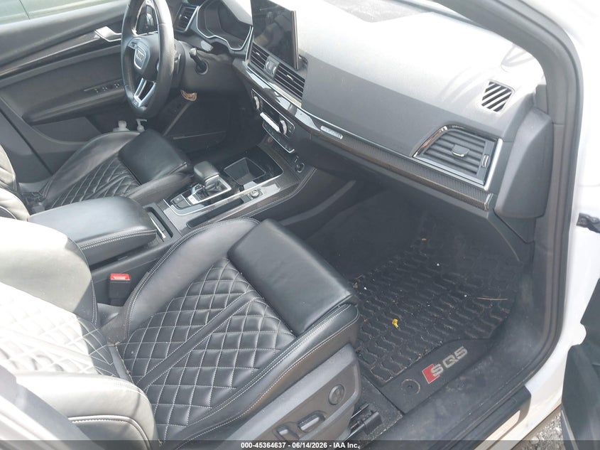 2021 Audi Sq5 VIN WA1B4AFY4M2025424 IAAI salvage auction — WATER/FLOOD, Salvage Title, sold $11,750 on 2026-07-21 (photo 5)