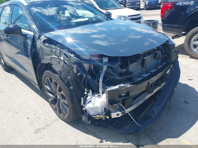 2025 Toyota Crown signia VIN JTDACAAJ4S3021184 IAAI salvage auction — FRONT END, Salvage (Illinois), sold $21,950 on 2026-07-13 (photo 6)
