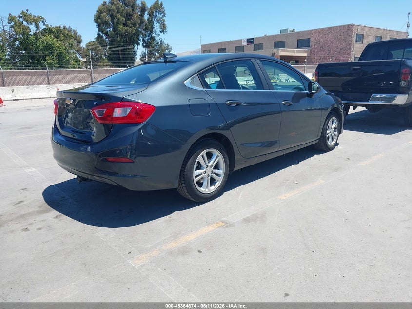 2017 Chevrolet Cruze VIN 1G1BE5SM7H7225552 IAAI salvage auction — RIGHT FRONT, Salvage (California), sold $1,550 on 2026-07-27 (photo 4)