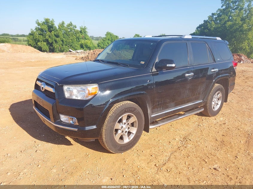 2013 Toyota 4runner VIN JTEBU5JR0D5145146 IAAI salvage auction — HAIL, Clear (Missouri), sold $9,900 on 2026-07-06 (photo 2)