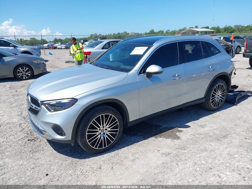 2024 Mercedes-benz Glc VIN W1NKM4GB5RU043288 IAAI salvage auction — REAR END, Salvage Title, sold $22,700 on 2026-07-23 (photo 2)