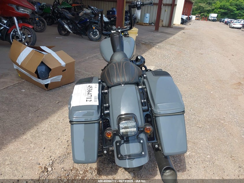 2022 Harley-davidson Street glide VIN 1HD1ABL13NB643101 IAAI salvage auction — FRONT END, Salvage Title, sold $8,900 on 2026-09-01 (photo 6)