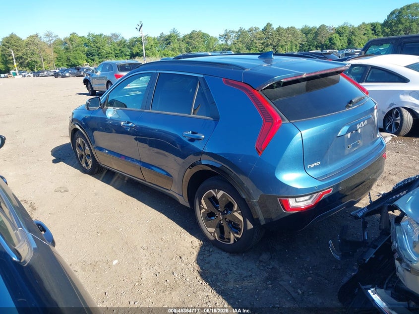 2023 Kia Niro VIN KNDCT3L13P5048454 IAAI salvage auction — UNKNOWN, Salvage Title, sold $7,000 on 2026-07-30 (photo 3)