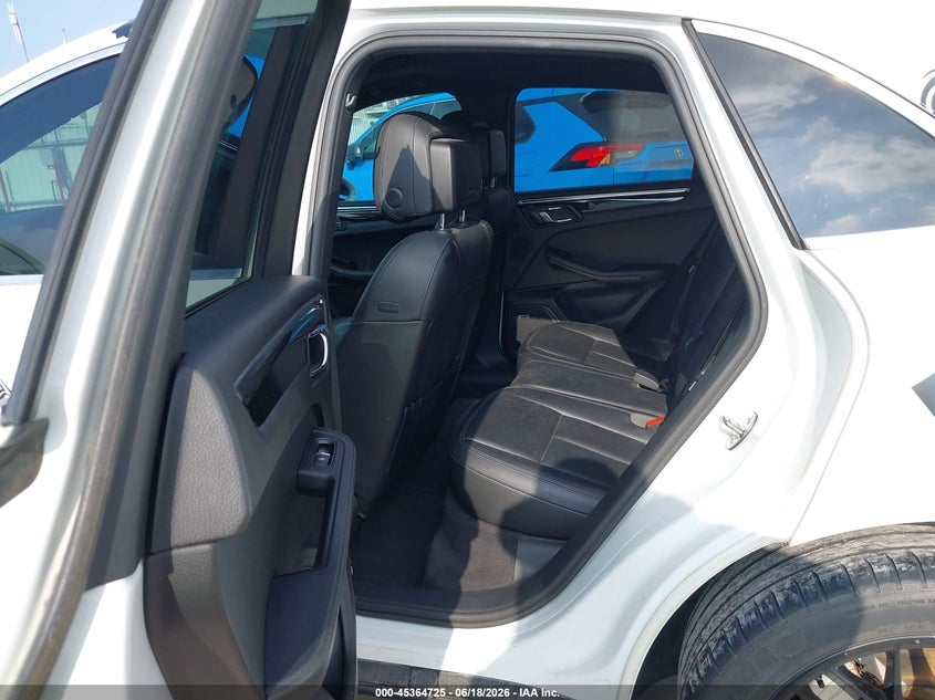 2015 Porsche Macan VIN WP1AB2A54FLB71571 IAAI salvage auction — SIDE, Salvage (Texas), sold $4,300 on 2026-09-03 (photo 8)