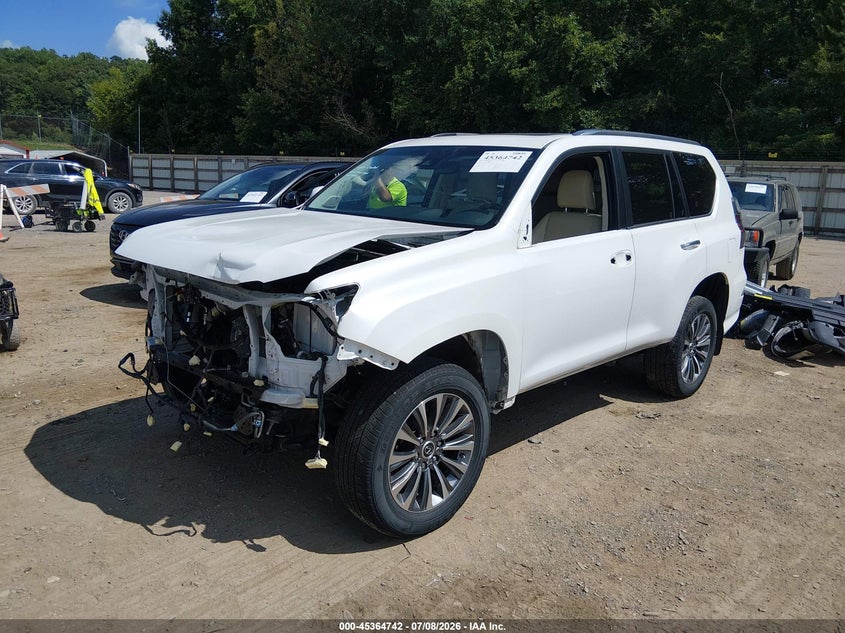 2020 Lexus Gx VIN JTJGM7BX8L5256087 IAAI salvage auction — FRONT END, Salvage (Tennessee), sold $22,500 on 2026-07-29 (photo 2)