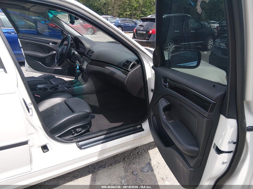 2004 BMW 3 series VIN WBAEP33434PF04606 IAAI salvage auction — LEFT FRONT, Clear (South Carolina), sold $1,050 on 2026-07-22 (photo 5)