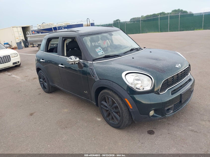 2011 Mini Cooper VIN WMWZC5C51BWL54013 IAAI salvage auction — LEFT SIDE, Regular (South Dakota), sold $400 on 2026-08-11 (photo 1)