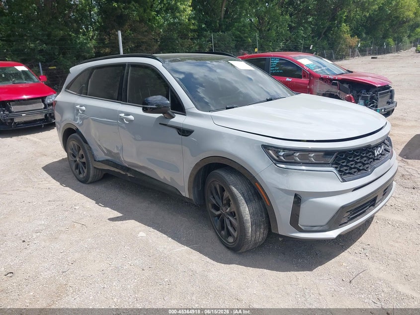 2022 Kia Sorento VIN 5XYRK4LF1NG104989 IAAI salvage auction — RIGHT SIDE, Salvage (Indiana), sold $9,300 on 2026-07-22 (photo 1)