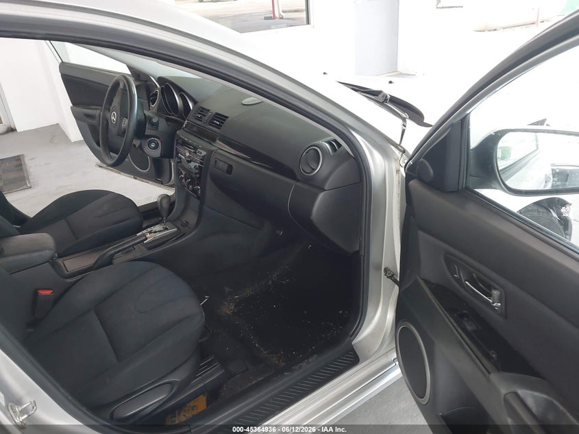 2008 Mazda 3 VIN JM1BK343481130703 IAAI salvage auction — RIGHT FRONT, Rebuildable (Florida), sold $25 on 2026-07-08 (photo 5)