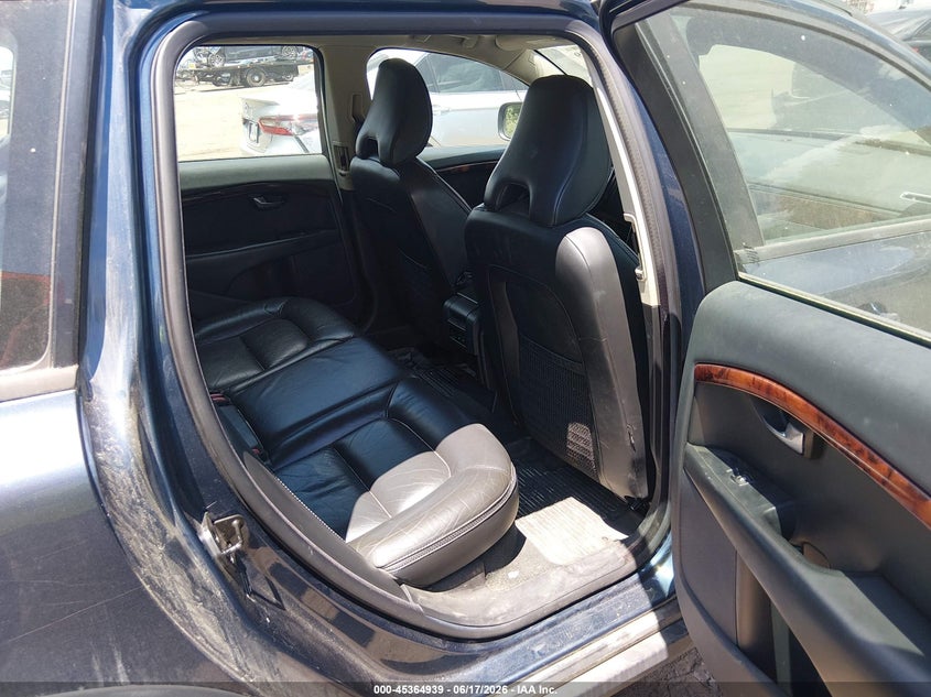 2008 Volvo Xc70 VIN YV4BZ982X81028819 IAAI salvage auction — NORMAL WEAR, Clear (Massachusetts), sold $475 on 2026-07-14 (photo 8)