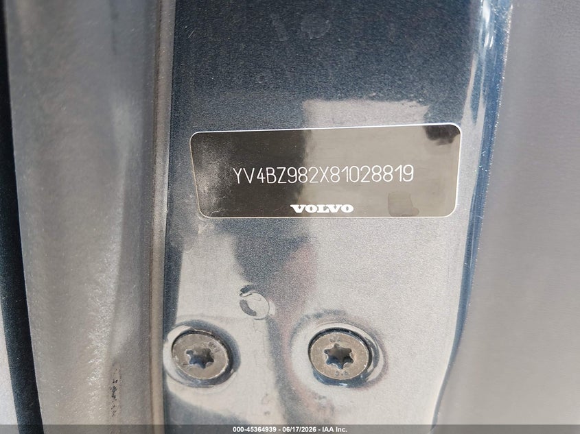 2008 Volvo Xc70 VIN YV4BZ982X81028819 IAAI salvage auction — NORMAL WEAR, Clear (Massachusetts), sold $475 on 2026-07-14 (photo 9)