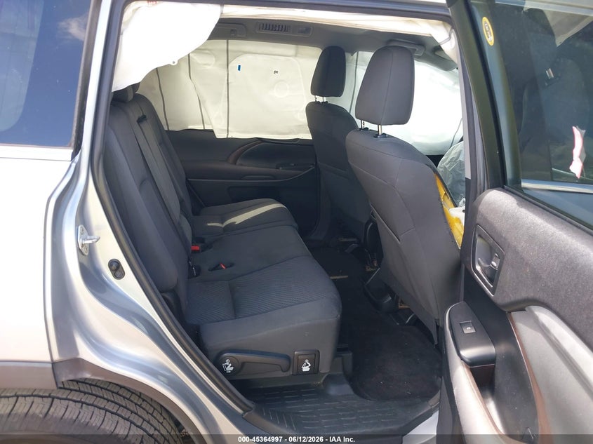 2016 Toyota Highlander VIN 5TDZKRFHXGS153155 IAAI salvage auction — NORMAL WEAR, Original (Texas), sold $3,400 on 2026-07-28 (photo 8)